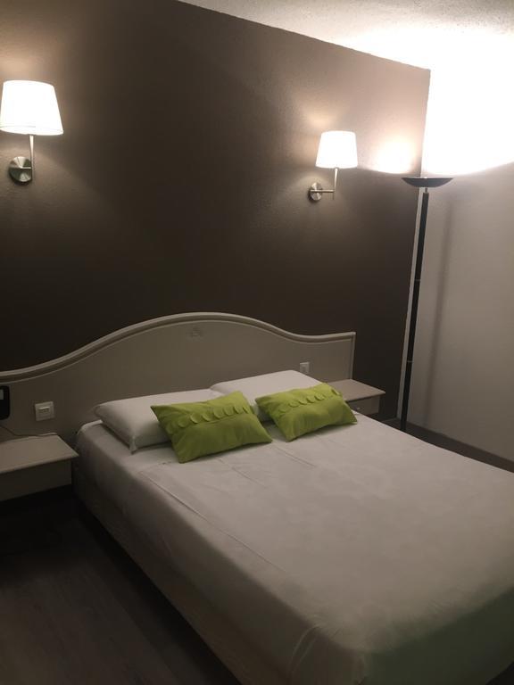 Le Neoulous Hotel เลอบูลู ภายนอก รูปภาพ