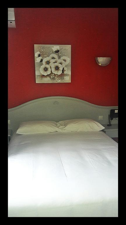 Le Neoulous Hotel เลอบูลู ภายนอก รูปภาพ