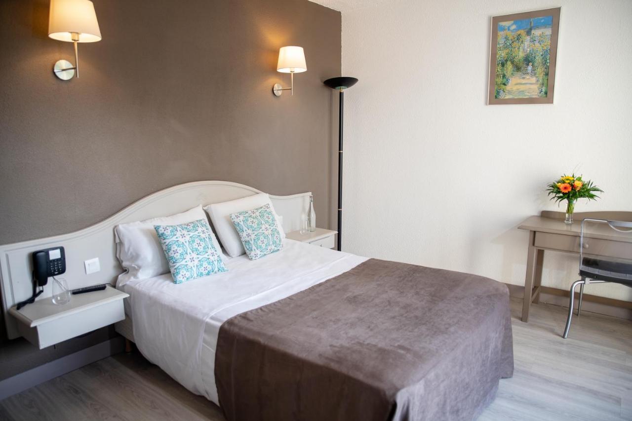 Le Neoulous Hotel เลอบูลู ภายนอก รูปภาพ