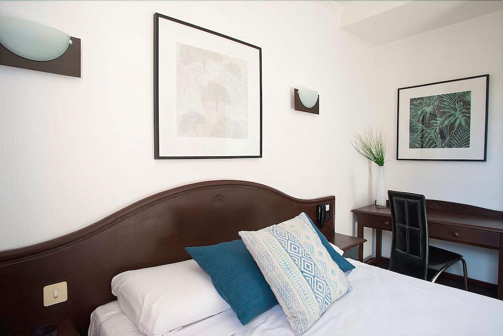 Le Neoulous Hotel เลอบูลู ภายนอก รูปภาพ